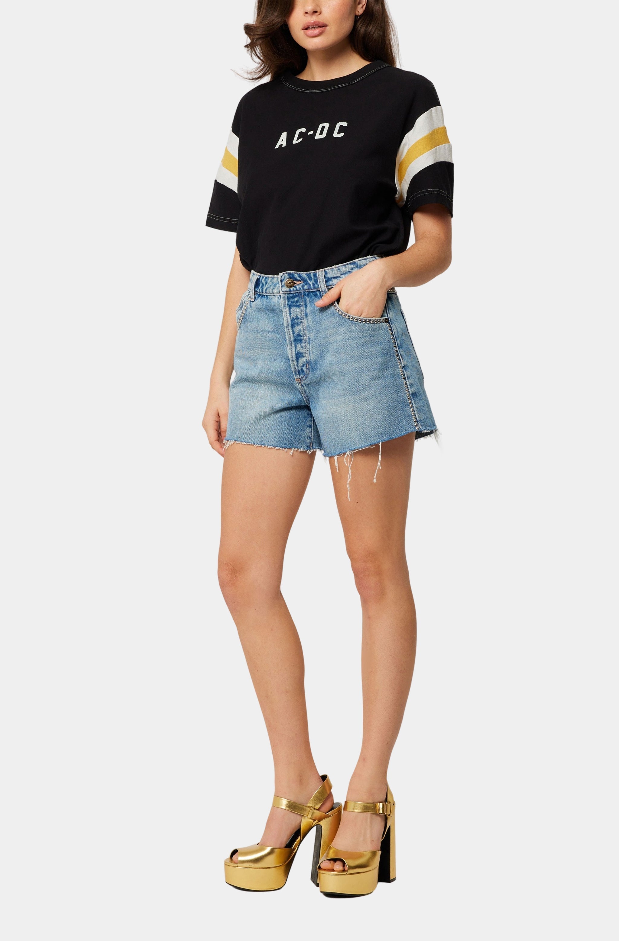 Mirage Short Stud