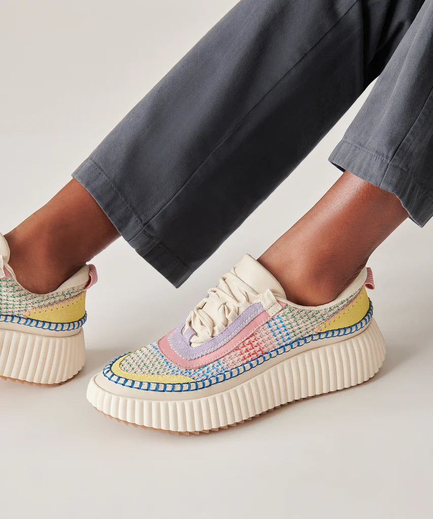 Dolen Sneaker