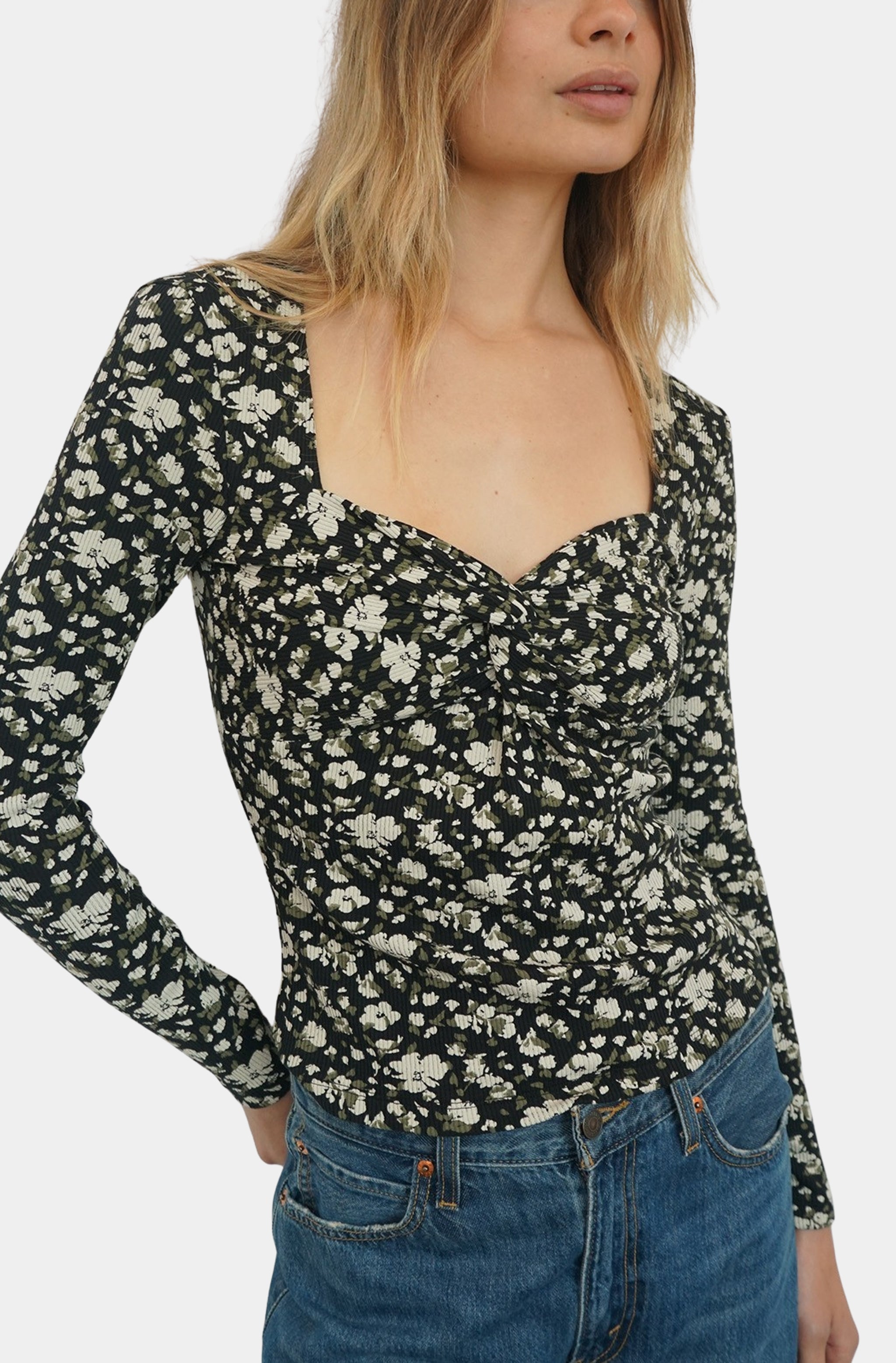 Lana Twisted Top