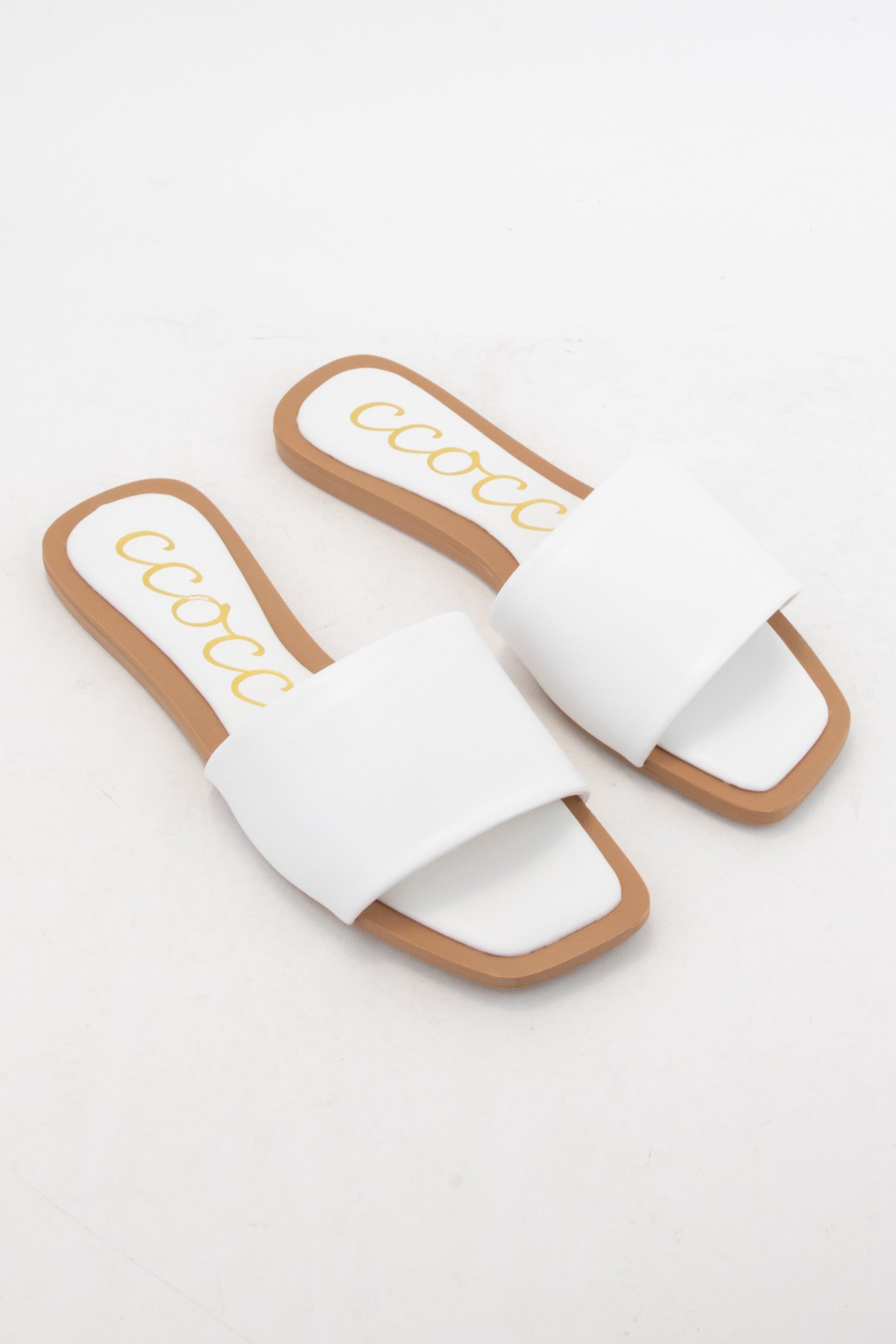 Kelly Bold Strap Sandals